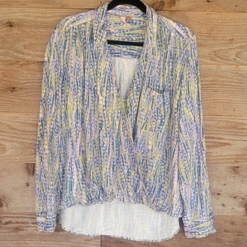 Pilco Blue, Purple, and Green Watercolor Printed Top Size Large
